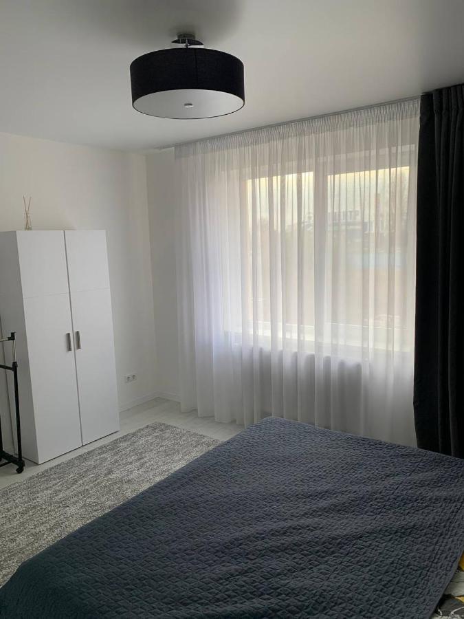 New Modern Apartment Uschhorod Exterior foto
